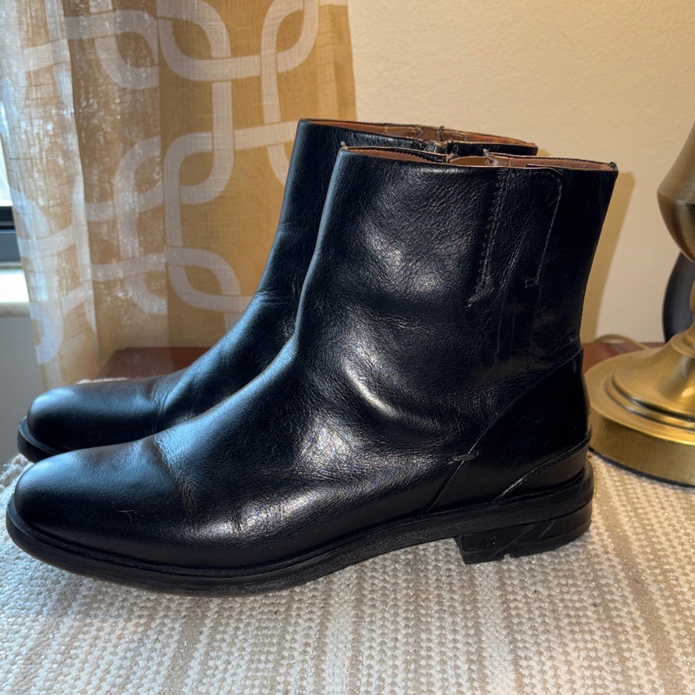 Franco Sarto Women’s “Mist” Black Leather Boots Size 8.5
